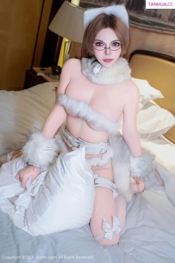 伊丽莎有点白  [XiuRen]高清写真图 2024.02.21 No.8121 伊丽莎有点白 性感美臀第48张图片